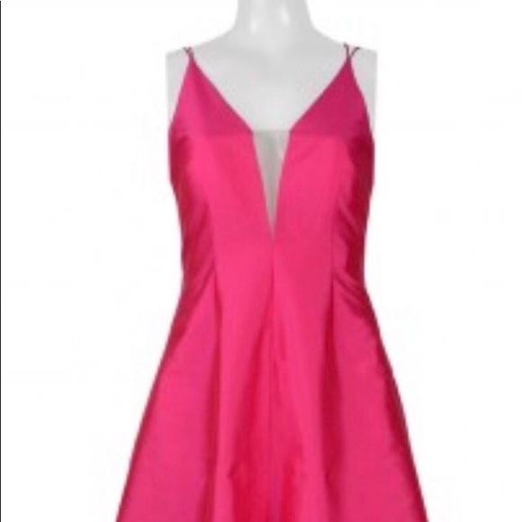 Stunning fuchsia high low taffeta gown. - Picture 6 of 6